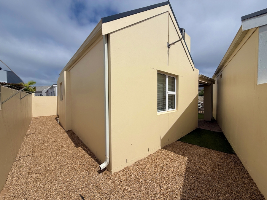 To Let 2 Bedroom Property for Rent in Laguna Sands Western Cape